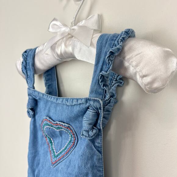 Mini Boden Chambray Ruffle Heart Dungarees 12-18 Months - Picture 3 of 8